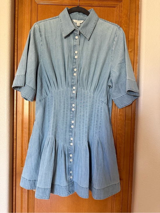 Banana Republic Dresses & Skirts - Banana Republic Stretch-Cotton
Poplin Pintuck Shirt Dress
